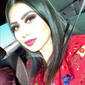 Meet your Posher, Erandi